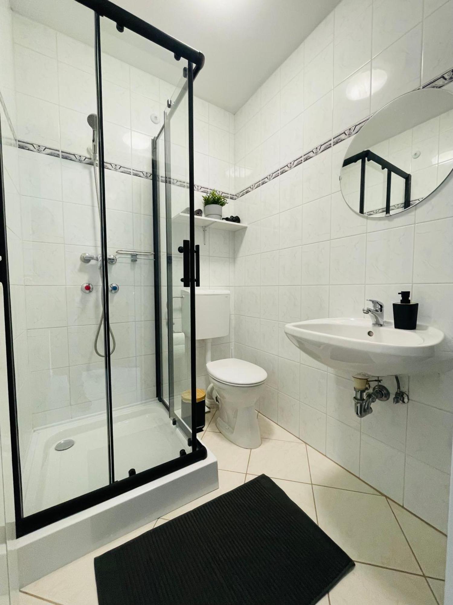 Hotel Hencz Vendeghaz Balatonakarattya Zewnętrze zdjęcie